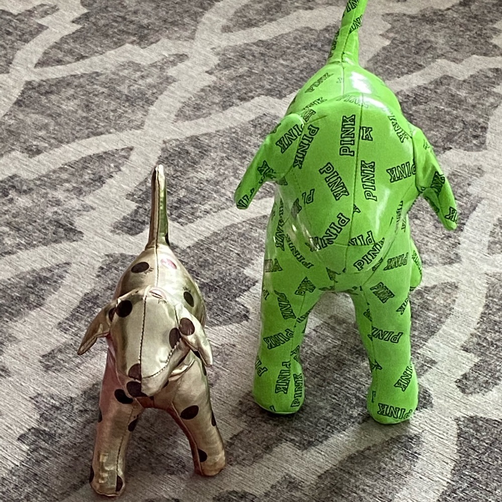 Victoria’s Secret Pink Dogs Large